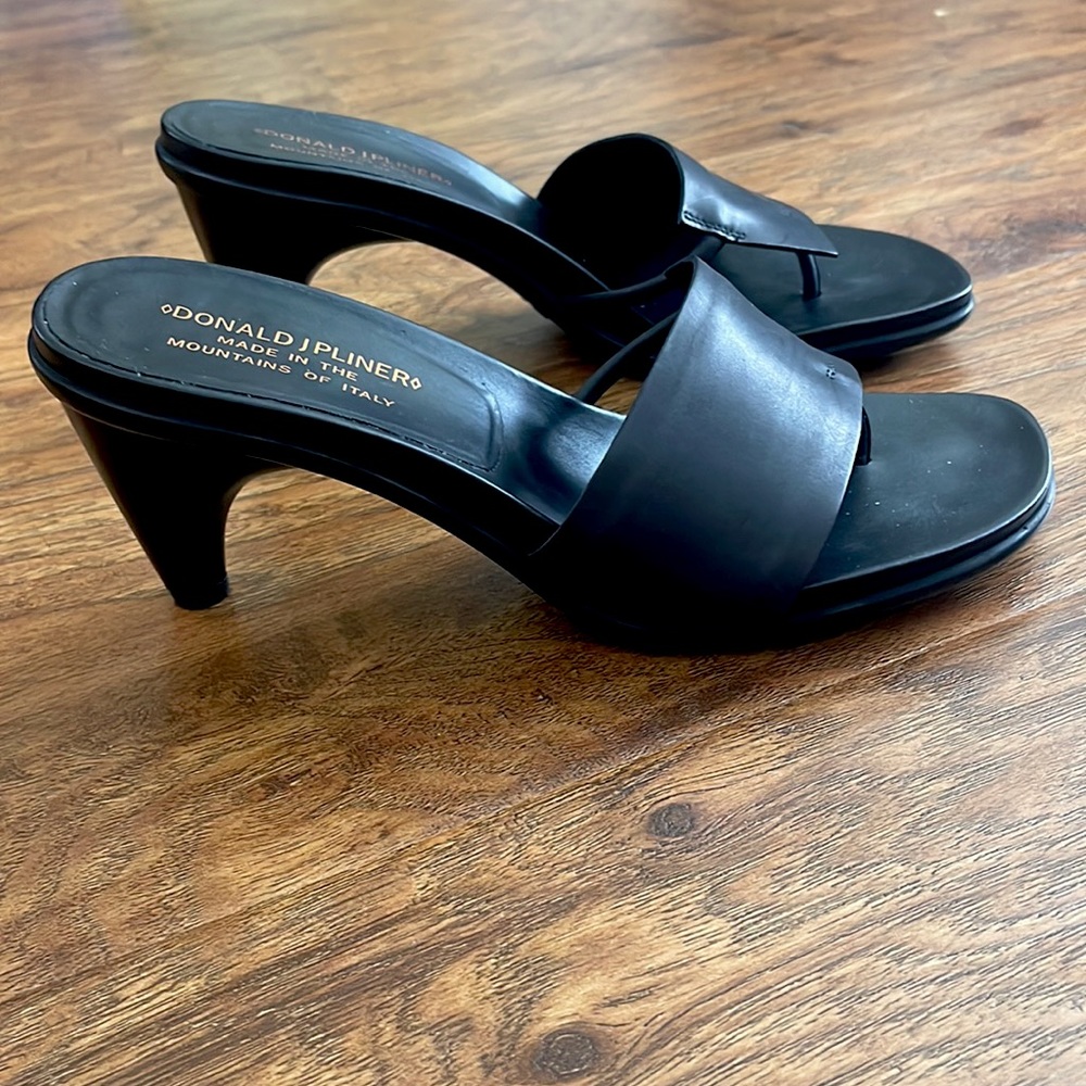 Donald J Pliner Tatum heeled mules - Picture 2 of 12